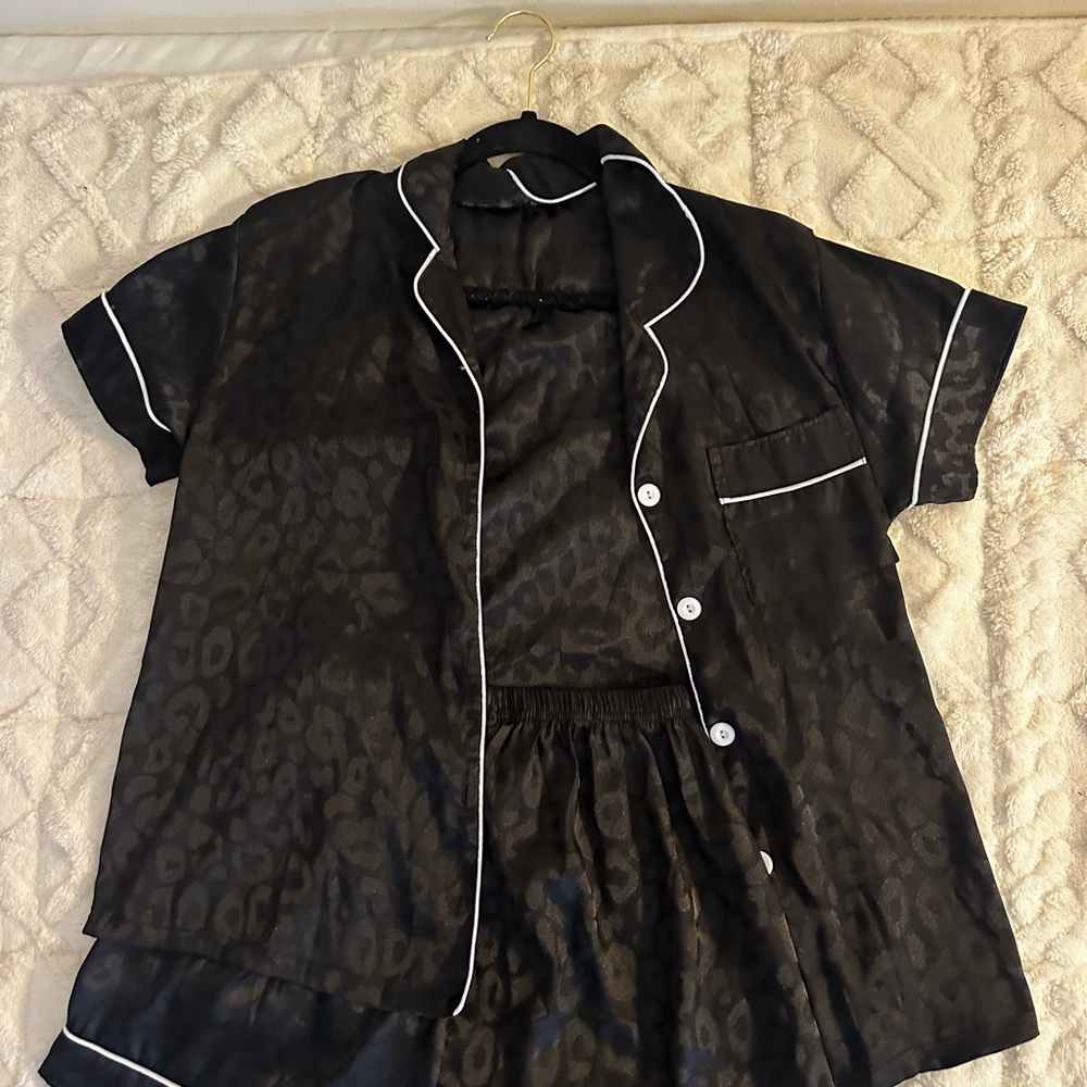 Black Leopard Print Silk Pajama Set